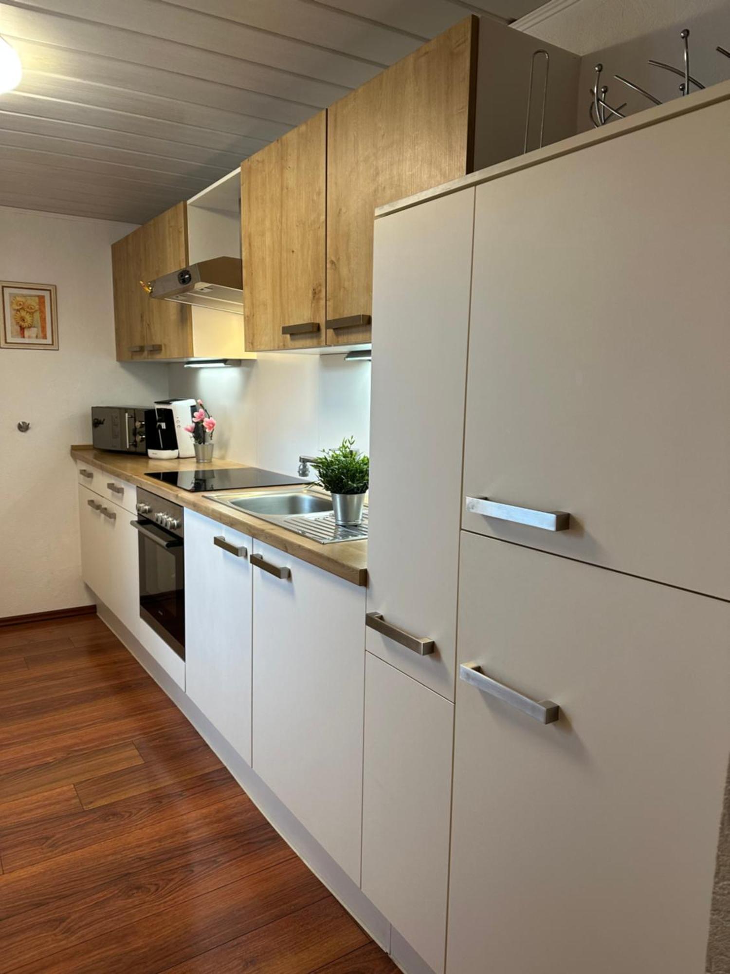 T&T Ferienwohnung Rheinbrohl Exterior foto